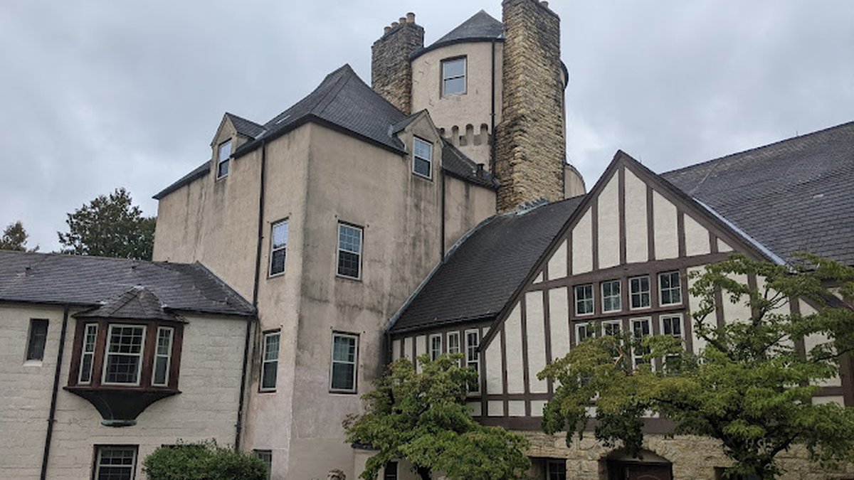 Strongholds Olde English Faire