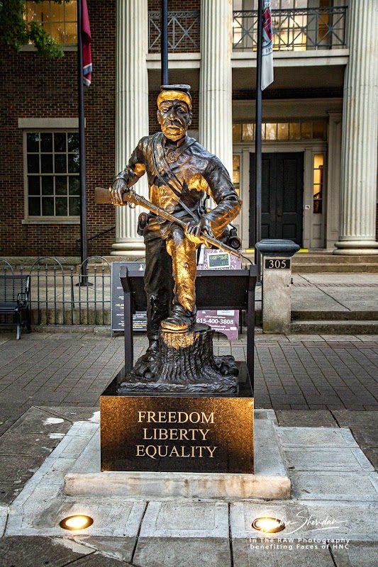 Dickens of a Christmas (Franklin) photo 4