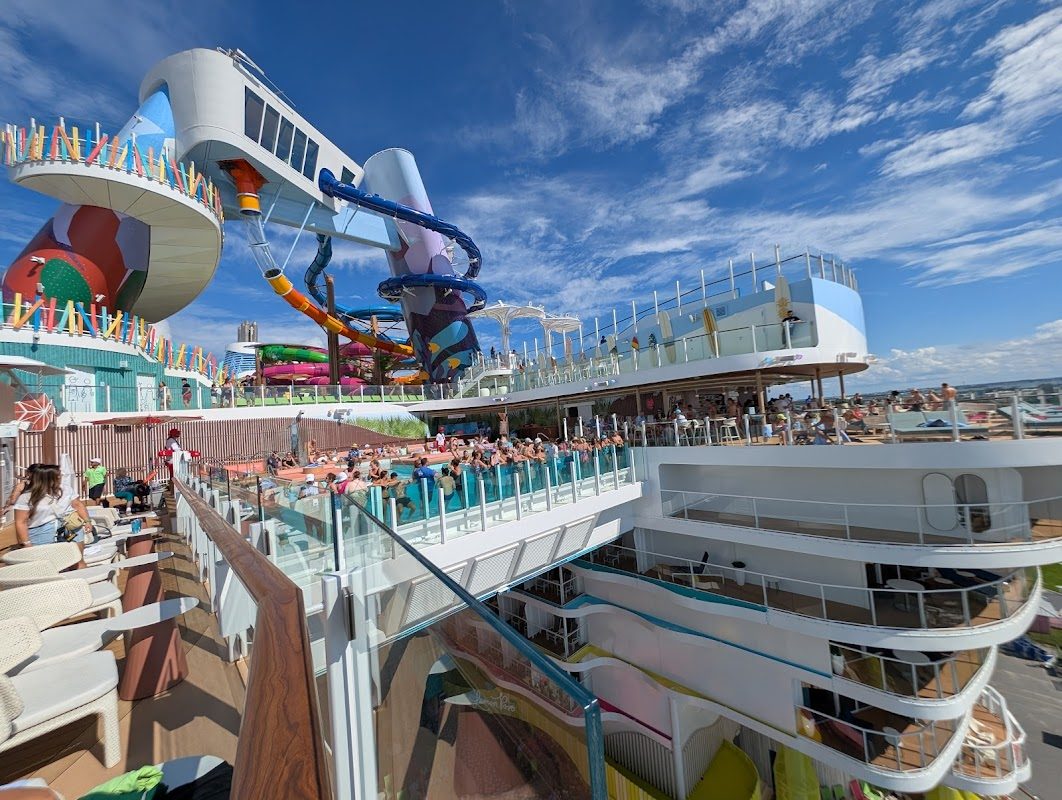 The Ren Cruise photo 4