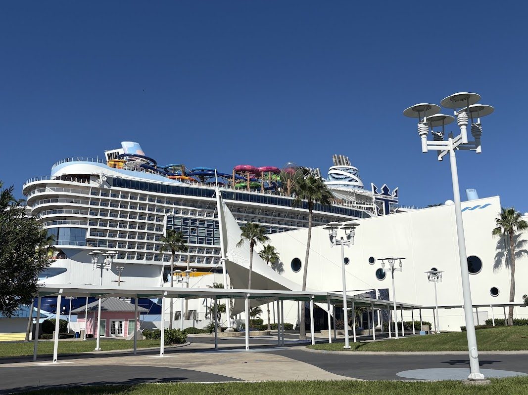 The Ren Cruise photo 5